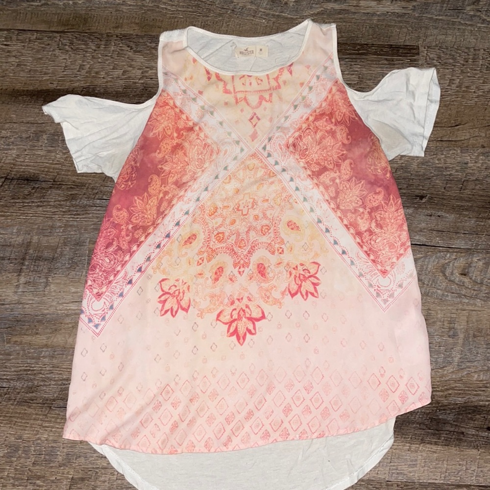 Women’s Hollister Shirt Size Medium